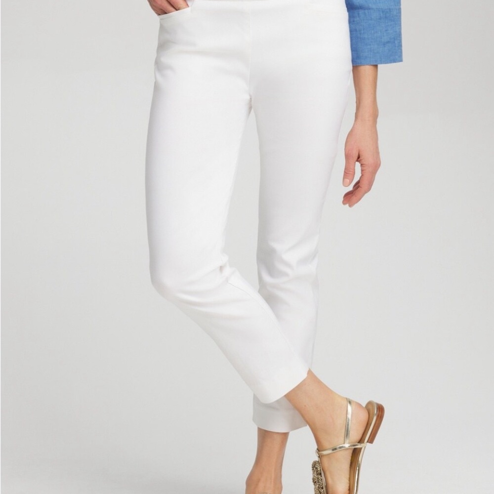 BNWT CHICO’S So Slimming Brigitte Crop Pants